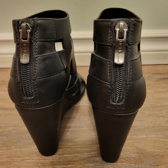 BCBC Generation Cages Wedge Sandals  Size 7 Black - Picture 5 of 9